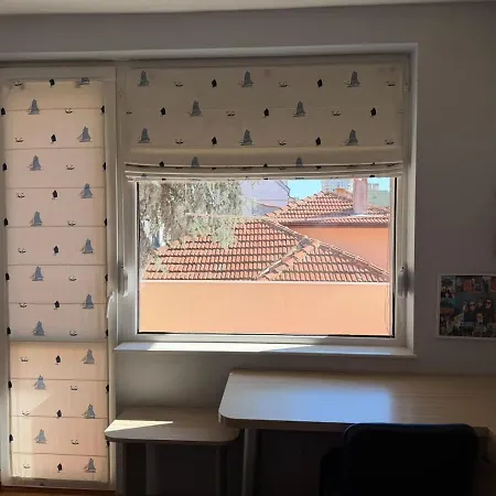 Spacious Modern Centre *